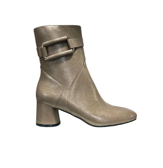 Tronchetto con morsetto alla caviglia